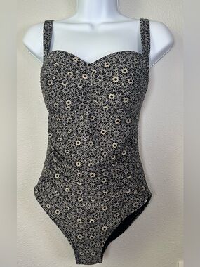 Niptuck Swim Women’s Black/Tan/Gold Pattern One Piece Swimsuit Size 6